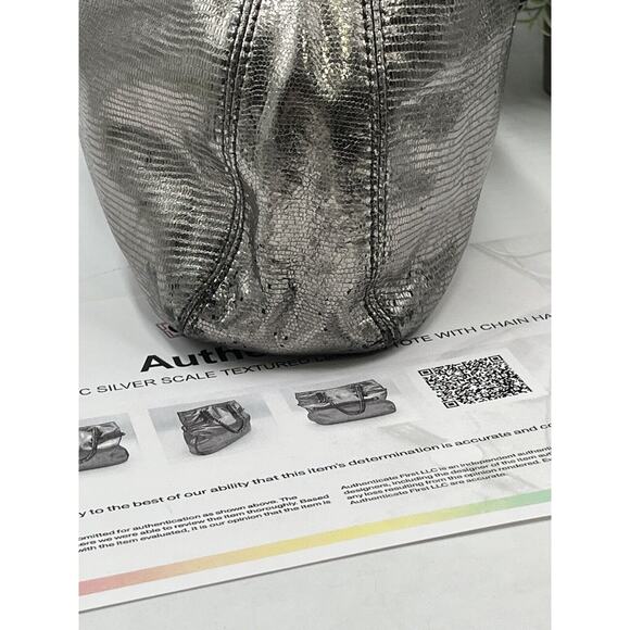 Michael Kors Authenticated Lacey Nickel Silver Leather Foldover Tote Metal Chain - Picture 4 of 15